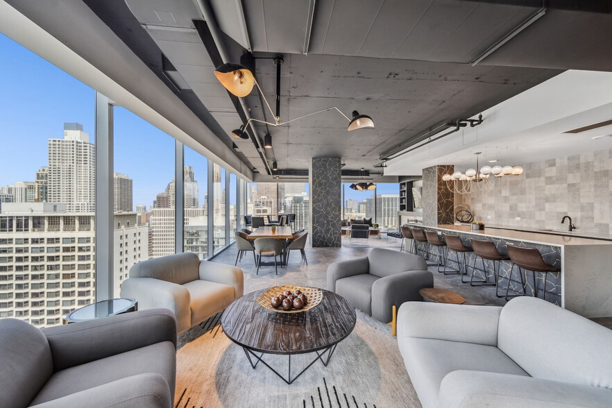 More Photos Of 200 E Illinois St, Chicago Apartments For Sale