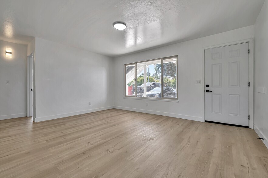 More Photos Of 344 Pennsylvania Dr, Watsonville Apartments For Sale