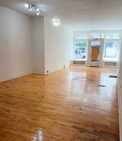 More Photos Of 1128-1130 N High St, Columbus Storefront Retail Office For Lease