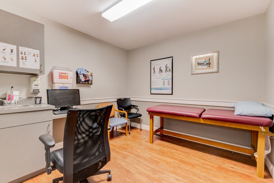 More Photos Of 2824 Mack Rd, Fairfield Loft Creative Space For Sale
