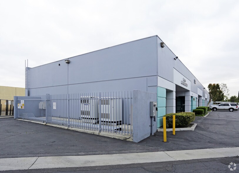 More Photos Of 9829 Carmenita Rd, Santa Fe Springs Unknown For Lease