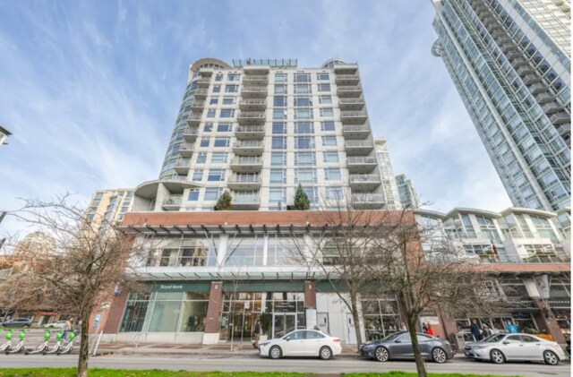 More Photos Of 179 Davie St, Vancouver Apartments For Sale