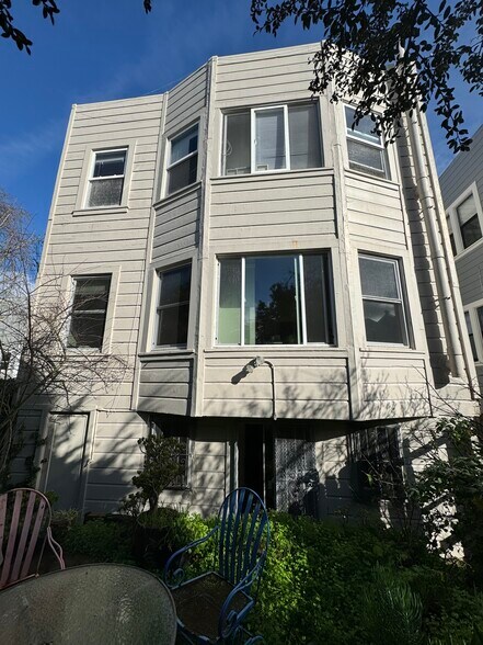 More Photos Of 2835 Anza St, San Francisco Apartments For Sale