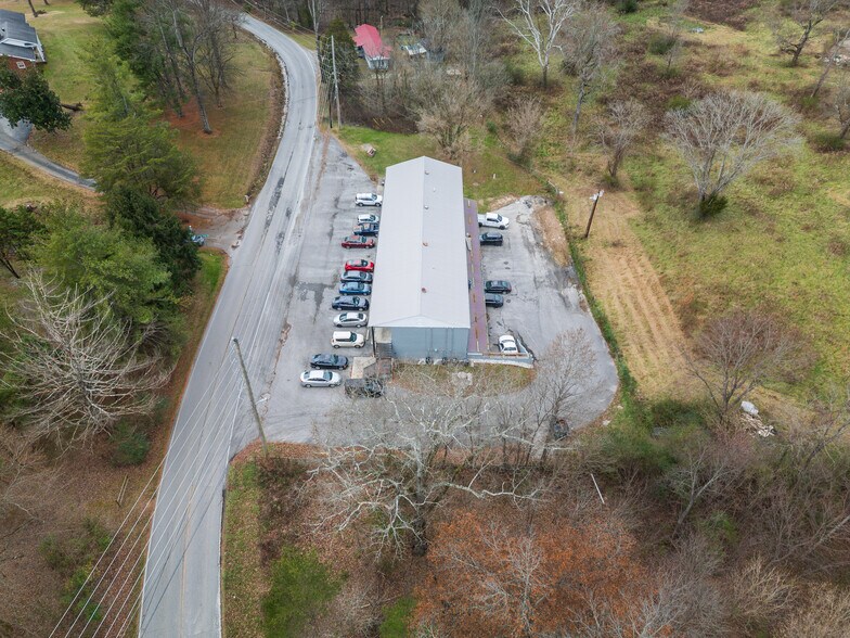 More Photos Of 2465 Benton Young Rd, Cookeville Apartments For Sale