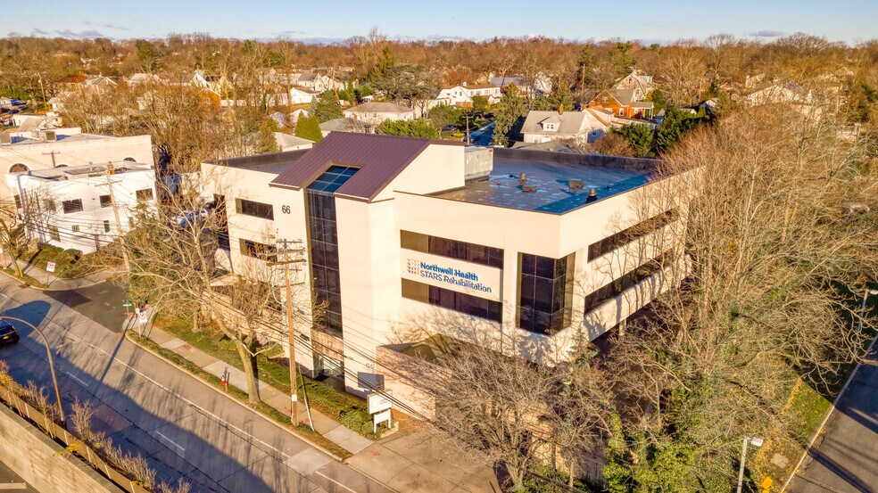 Primary Photo Of 66 Powerhouse Rd, Roslyn Heights Medical For Lease