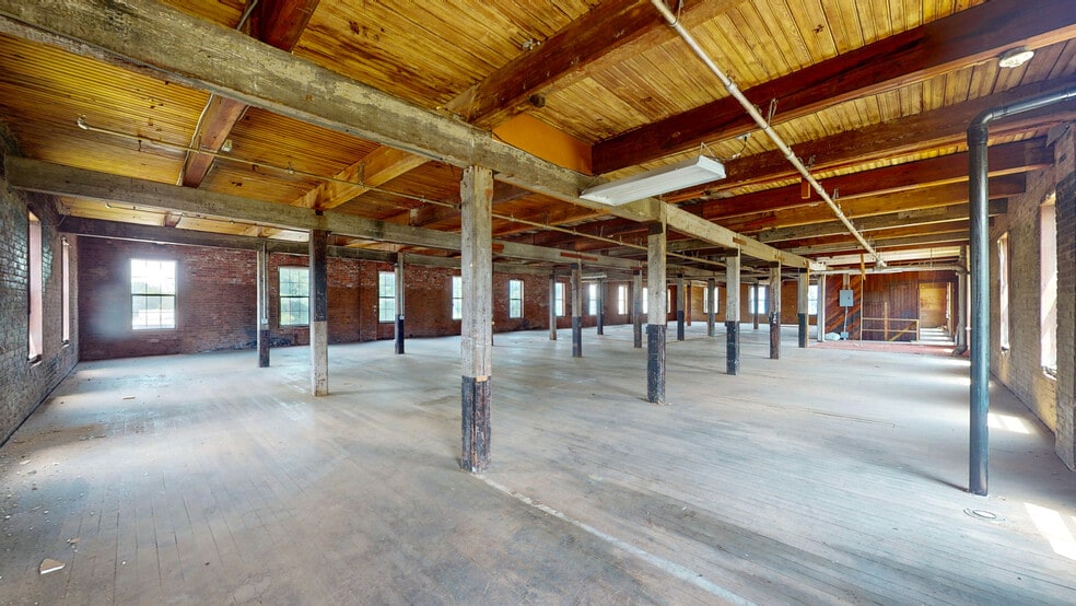 More Photos Of 35 Oakland St, Manchester Warehouse For Sale