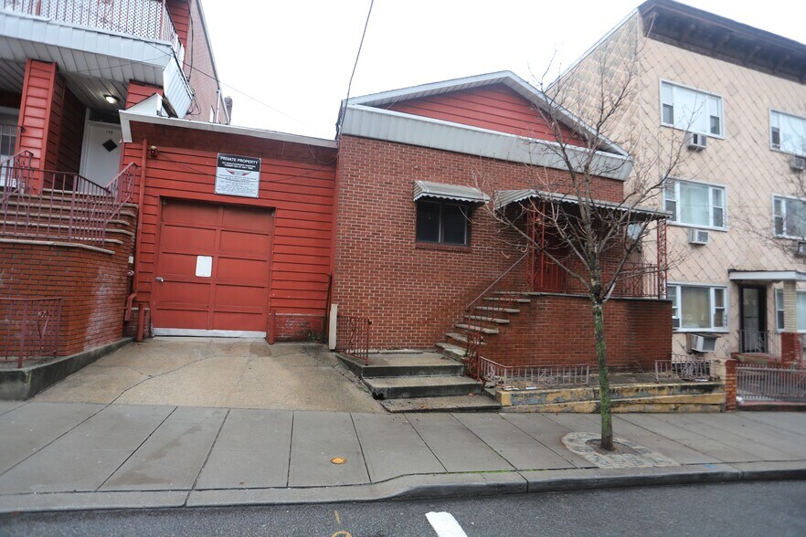More Photos Of 136-138 34th St, Union City Warehouse For Lease