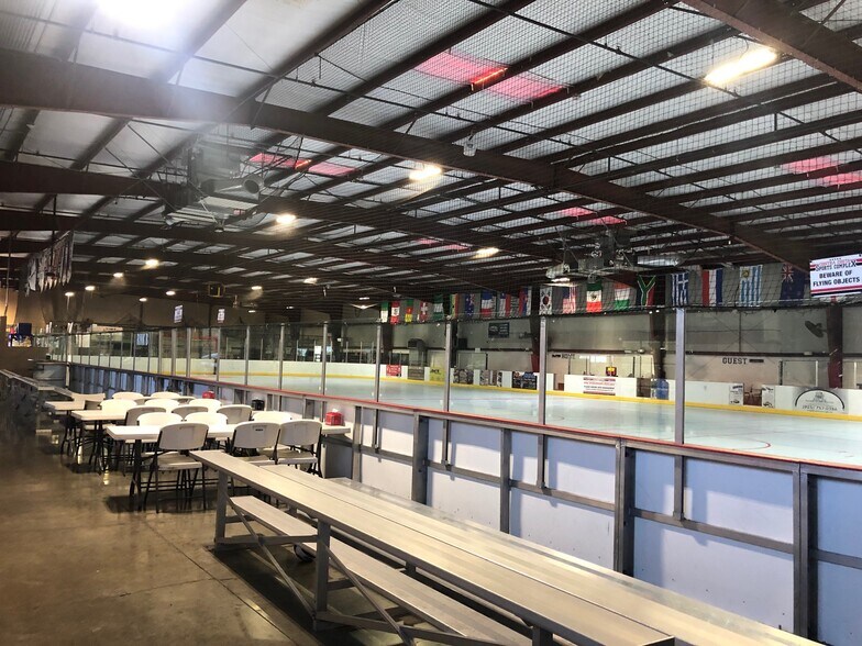 More Photos Of 1208-1214 Sunset Dr, Antioch Warehouse For Sale