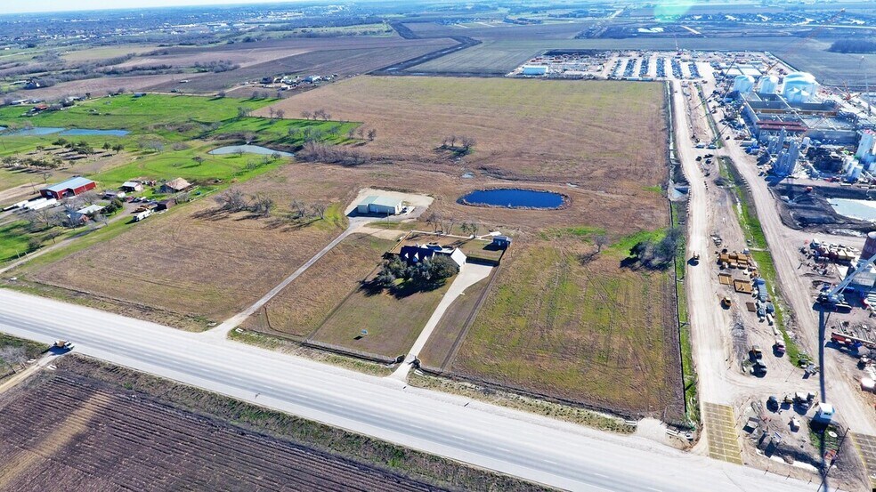 More Photos Of 633 County Road 401, Taylor Land For Sale