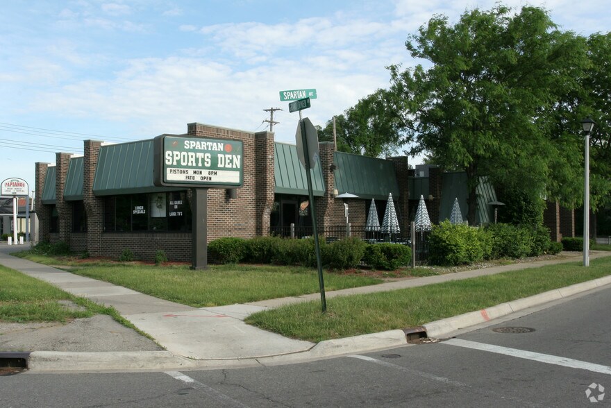 More Photos Of 1227 E Grand River Ave, East Lansing General Retail For Sale