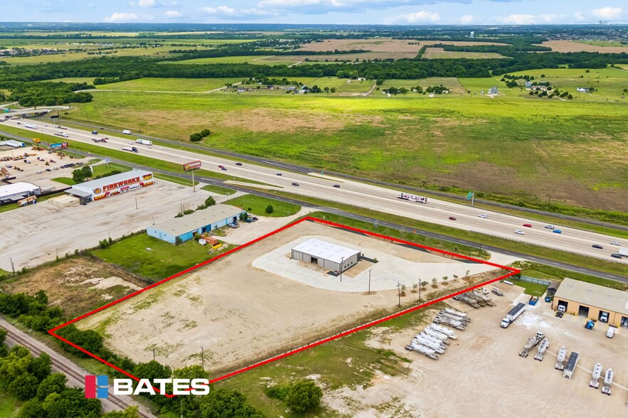 More Photos Of 7020 N Interstate Highway 35 E, Waxahachie Land For Lease