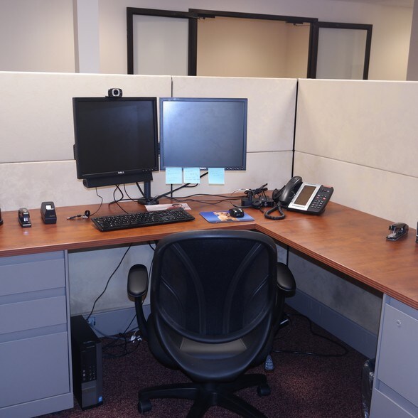 More Photos Of 675 Broadway, Massapequa Office For Lease
