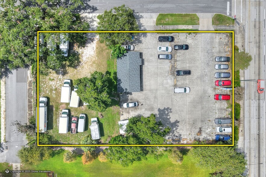 Primary Photo Of 120 W Memorial Blvd, Lakeland Auto Dealership For Sale
