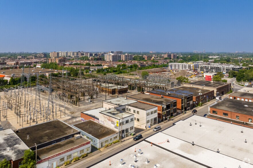More Photos Of 9770 Rue Meilleur, Montréal Light Manufacturing For Lease