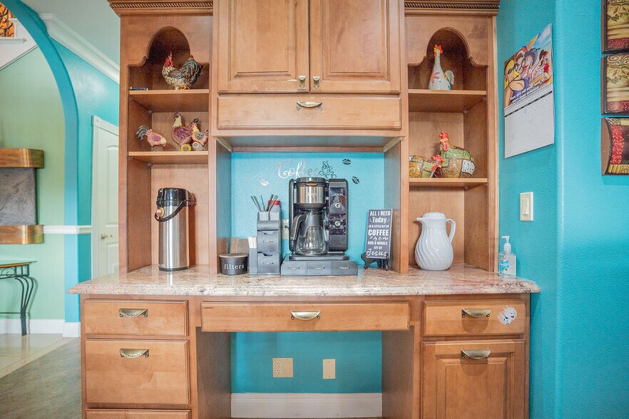 More Photos Of 455 Division St, Fairbanks Specialty For Sale