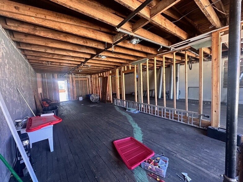 More Photos Of 1484 Washington St, Clarkesville General Retail For Sale