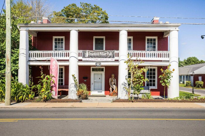 Primary Photo Of 403 N Main St, Bridgewater Restaurant For Sale