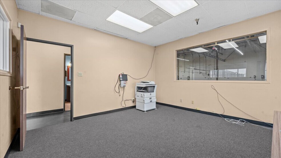 More Photos Of 9262 Bally Ct, Rancho Cucamonga Warehouse For Lease