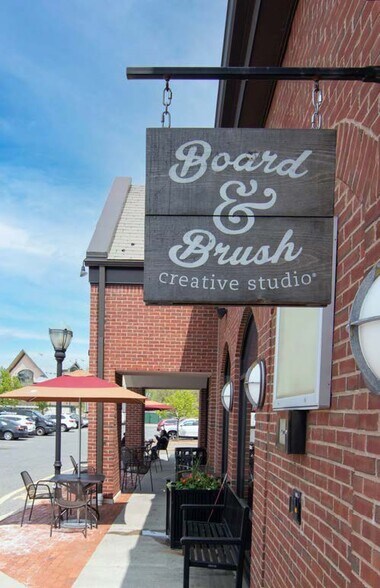 More Photos Of 1500 Union St, Westborough Freestanding For Lease