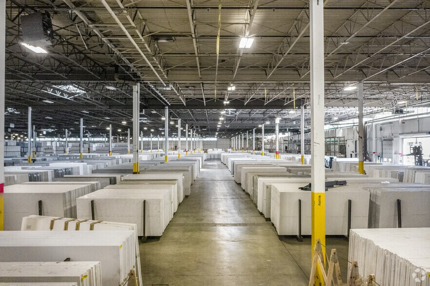 More Photos Of 3001 Woodbridge Ave, Edison Warehouse For Lease