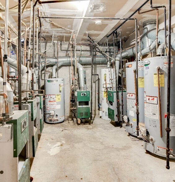 More Photos Of 1-5 Ridgewood Pl, Brooklyn Apartments For Sale