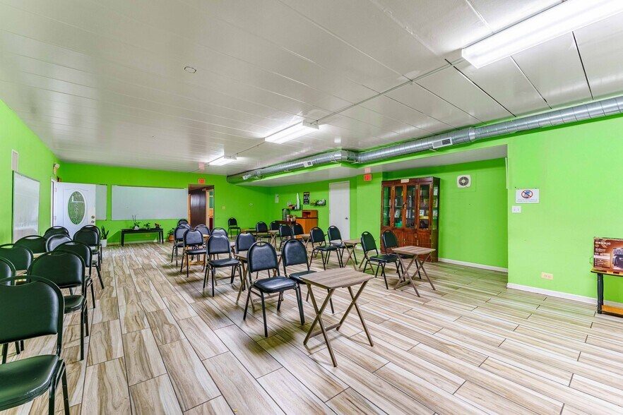 More Photos Of 2724 W 51st St, Chicago Storefront Retail Residential For Sale