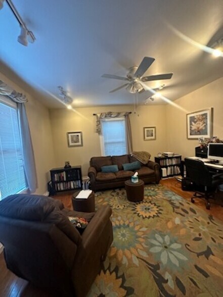 More Photos Of 1462 US Highway 395 N, Gardnerville Office For Sale