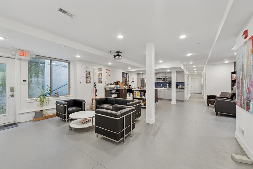 More Photos Of 1225 N 7th St, Philadelphia Office For Lease