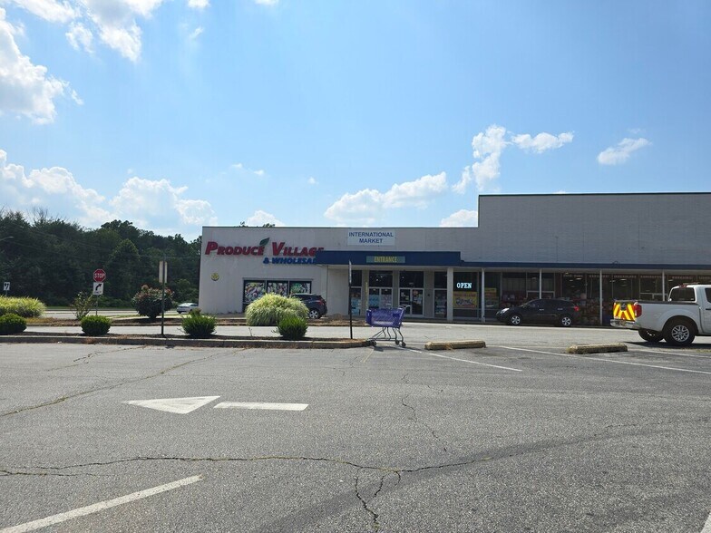 More Photos Of 1664-1678 Rte 13, Dover Unknown For Lease