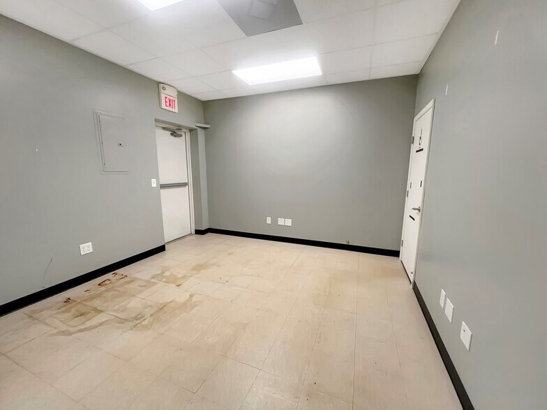 More Photos Of 13995 US Highway 29, Chatham Medical For Lease