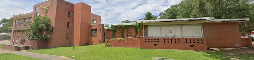 More Photos Of 300 N Jackson St, Brookhaven Congregate Senior Housing For Sale