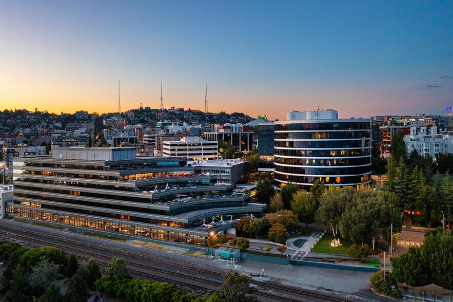 More Photos Of 3131 Elliott Ave, Seattle Office For Lease