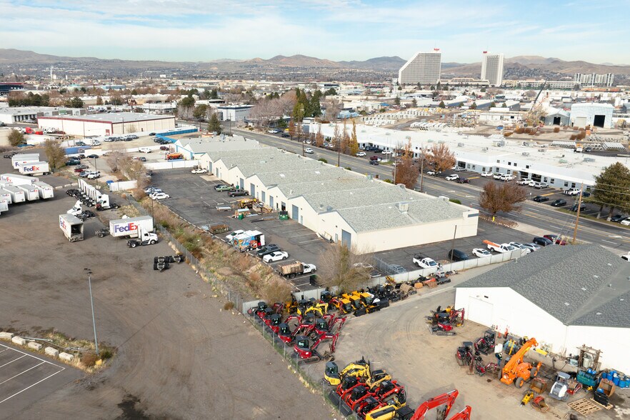 More Photos Of 995-1007 Greg St, Sparks Flex For Lease