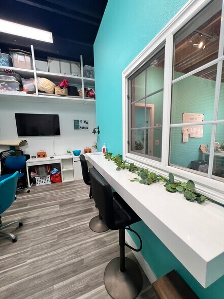 More Photos Of 120 N Pacific St, San Marcos Manufacturing For Lease