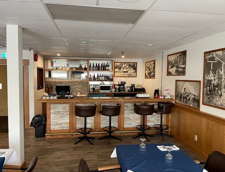 More Photos Of 405 5 Ave, Stewart Hotel For Sale