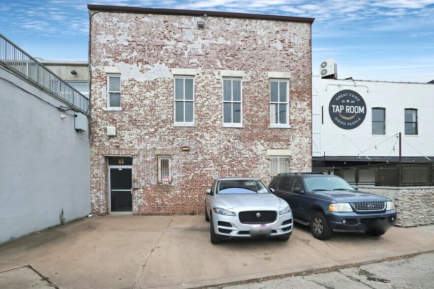 More Photos Of 45 N Village Ave, Rockville Centre Office For Sale