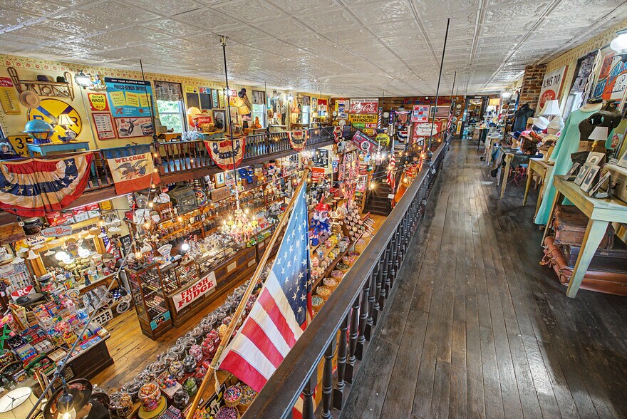 More Photos Of 219 MO-21, Caledonia Storefront Retail Residential For Sale