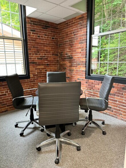 More Photos Of 12 Damonmill Sq, Concord Loft Creative Space For Lease