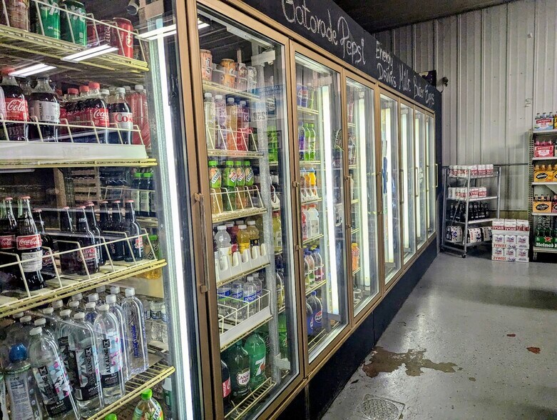 More Photos Of 8995 S US Highway 35, Monterey General Retail For Sale