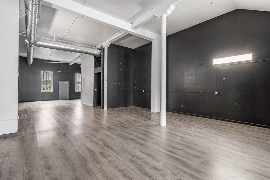 More Photos Of 1018-1020 Valencia St, San Francisco Storefront Retail Residential For Lease