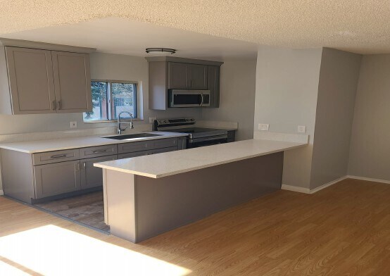 More Photos Of 6911 Haskell Ave, Van Nuys Apartments For Sale