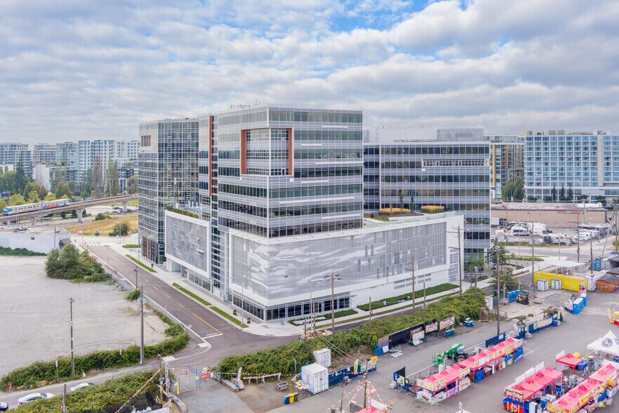 More Photos Of 8477 Bridgeport Rd, Richmond Office For Sale