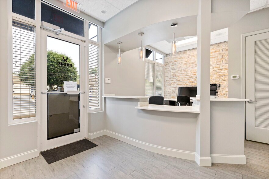 More Photos Of 4205 W Atlantic Ave, Delray Beach Medical For Lease