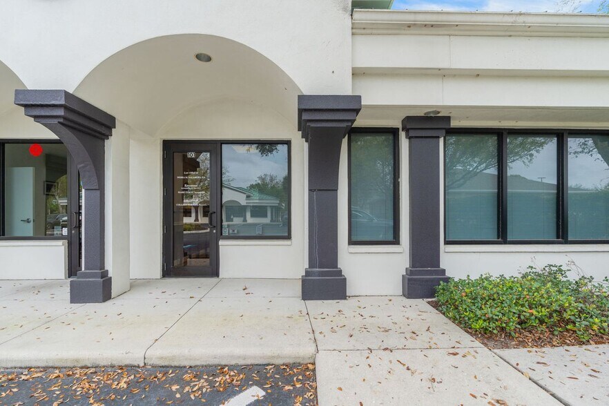More Photos Of 3293 Fruitville Rd, Sarasota Medical For Sale