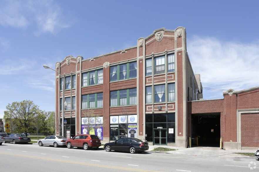 More Photos Of 2950 W Chicago Ave, Chicago Loft Creative Space For Lease