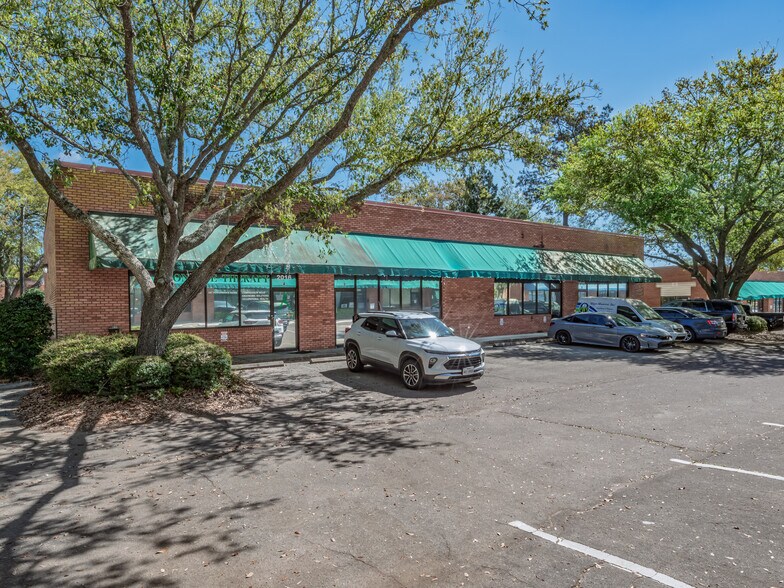 More Photos Of 2016 N Point Blvd, Tallahassee Office For Sale