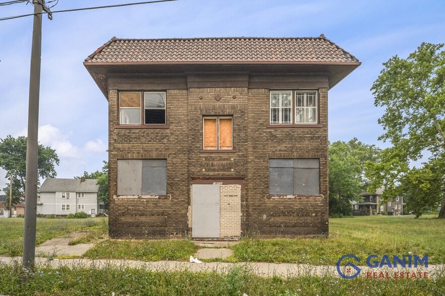 More Photos Of 13515 Saint Clair Ave, Cleveland Apartments For Sale