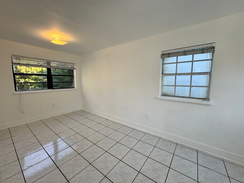 More Photos Of 2633 SW 34th Ave, Miami Multifamily For Sale