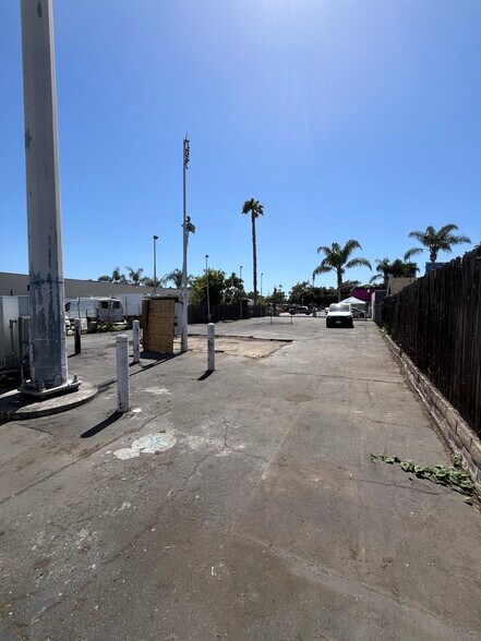 More Photos Of 1325 S Main St, Santa Ana Land For Lease