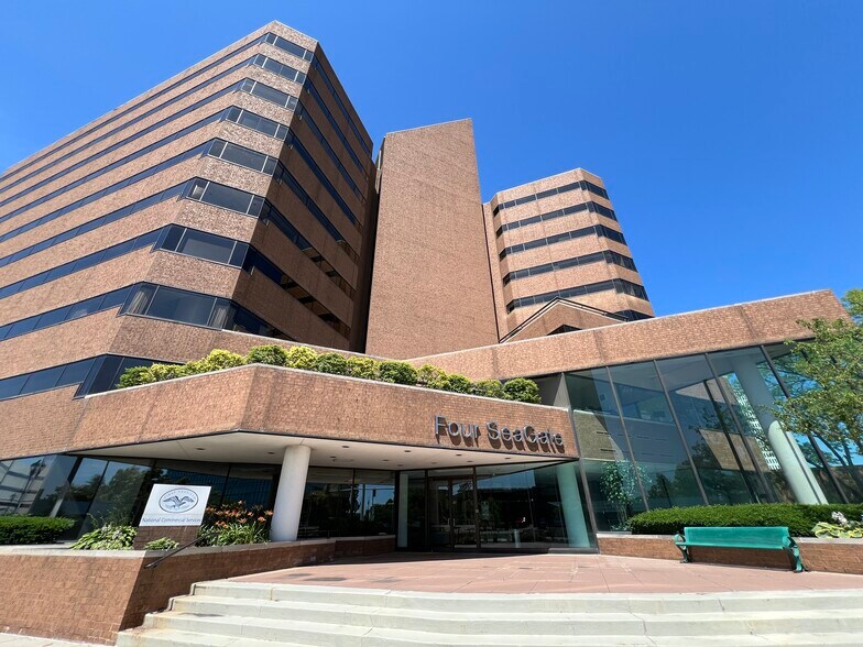 More Photos Of 433 N Summit St, Toledo Office For Lease